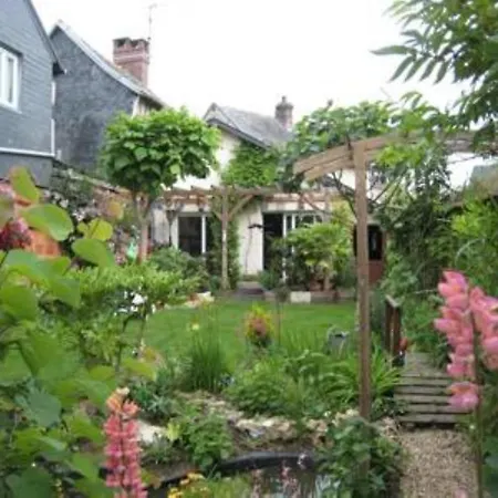 D'hotes Rue Des Fougeres Bed & Breakfast Louviers