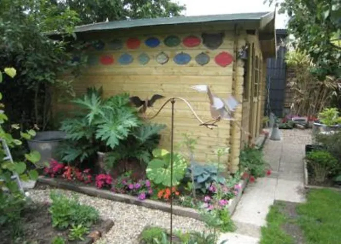 D'hotes Rue Des Fougeres Bed and Breakfast